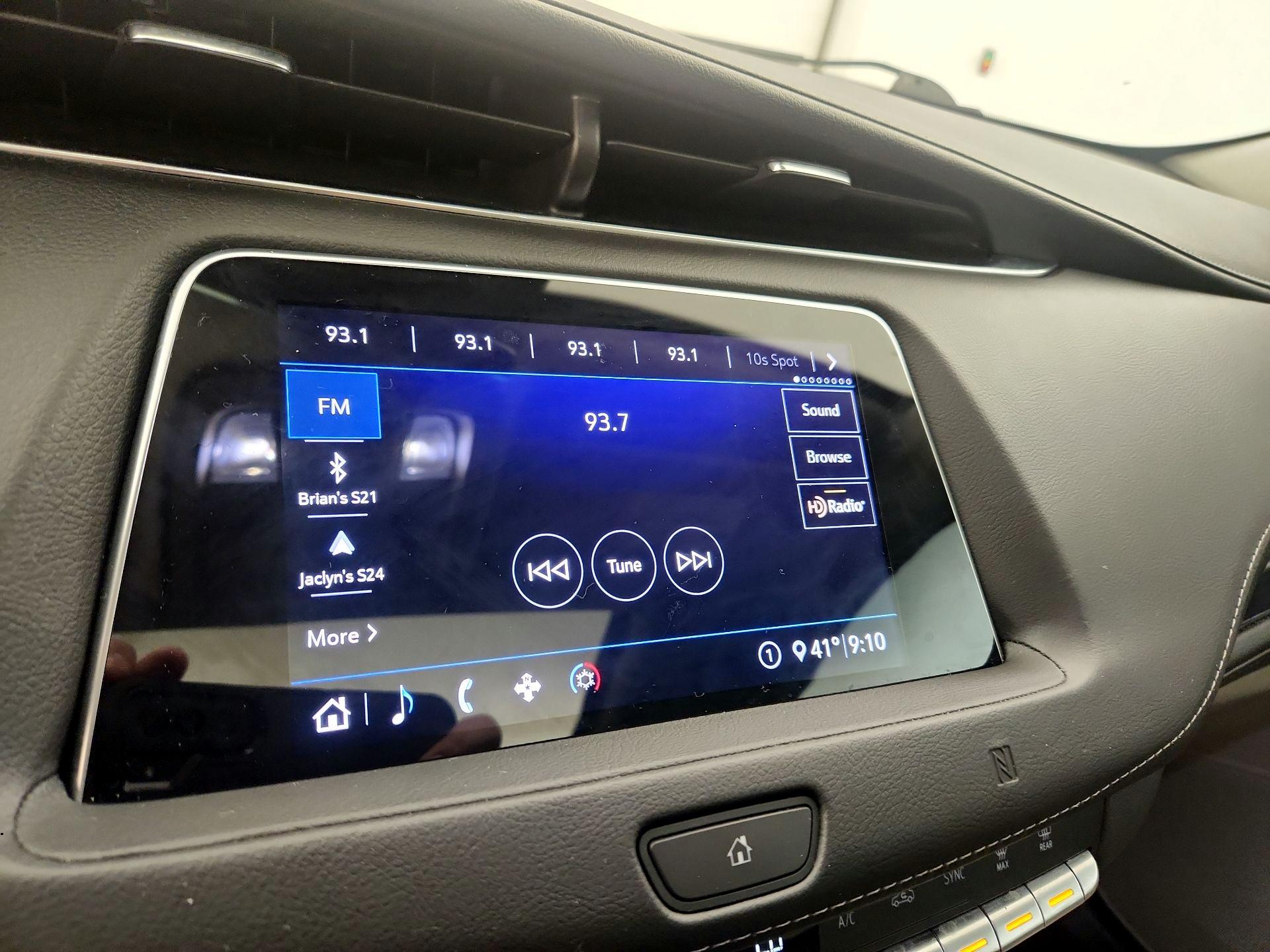Thumbnail: 2020 Cadillac XT4 - 13