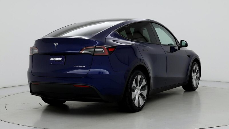 2023 Tesla Model Y Long Range 8