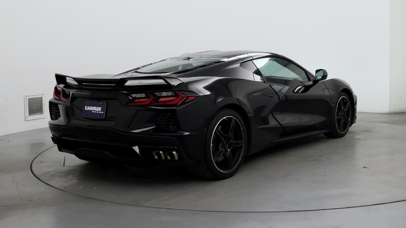 2020 Chevrolet Corvette Stingray 8