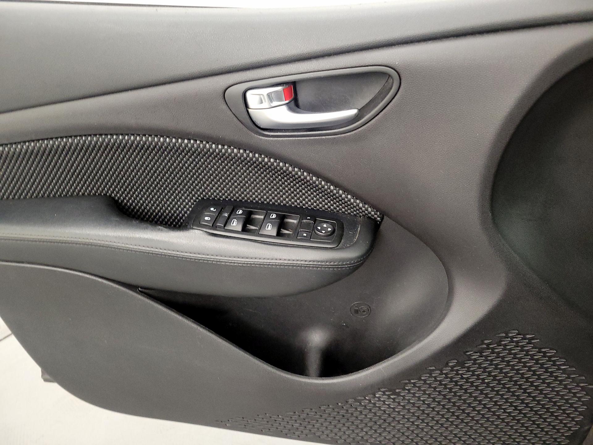 Thumbnail: 2015 Dodge Dart - 12
