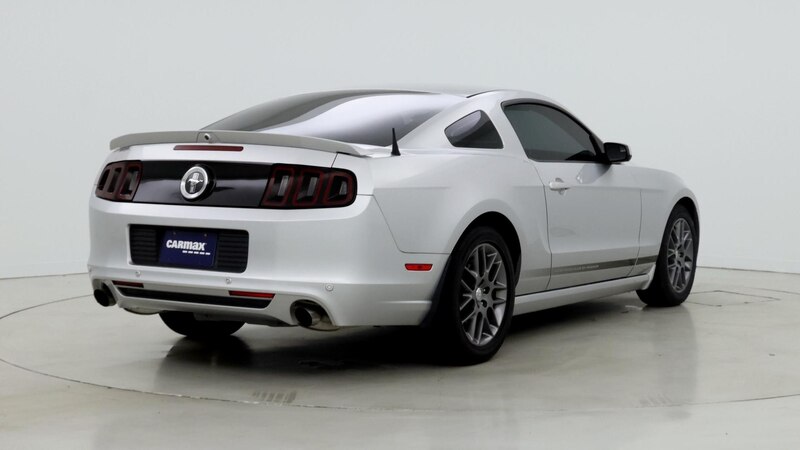 2013 Ford Mustang Premium 8