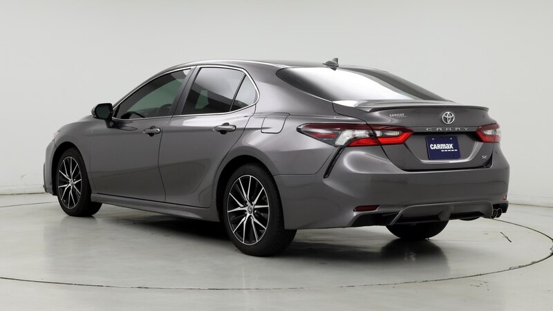 2022 Toyota Camry SE 2