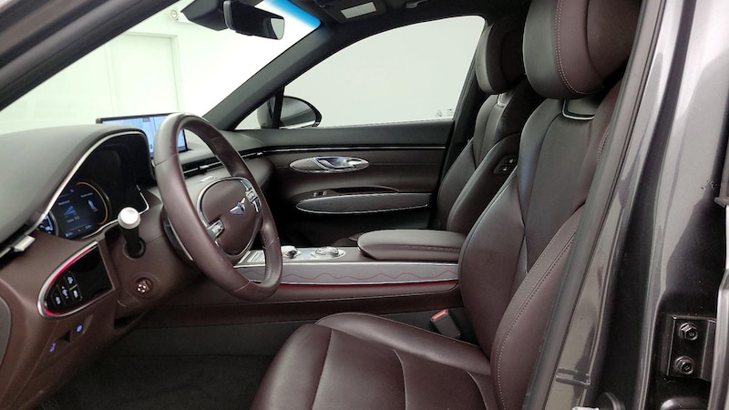 2022 Genesis GV70  11