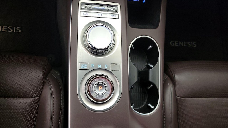 2022 Genesis GV70  18
