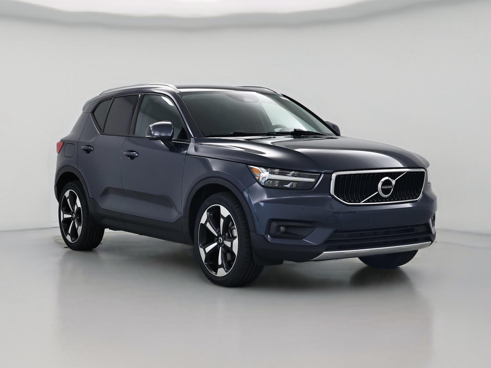 2021 Volvo XC40 Momentum