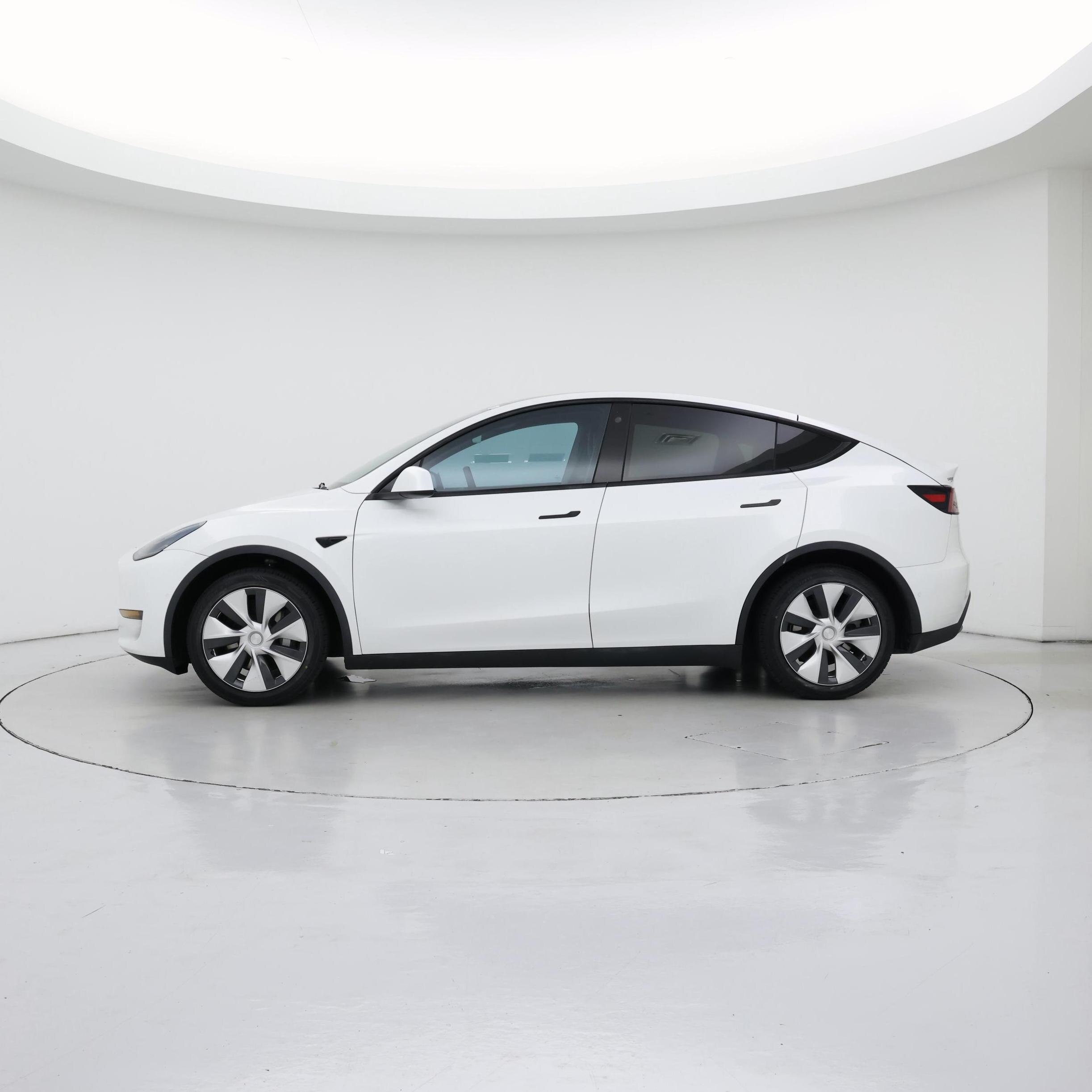 Thumbnail: 2021 Tesla Model Y - 3