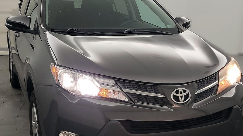 2015 Toyota RAV4 XLE Hero Image