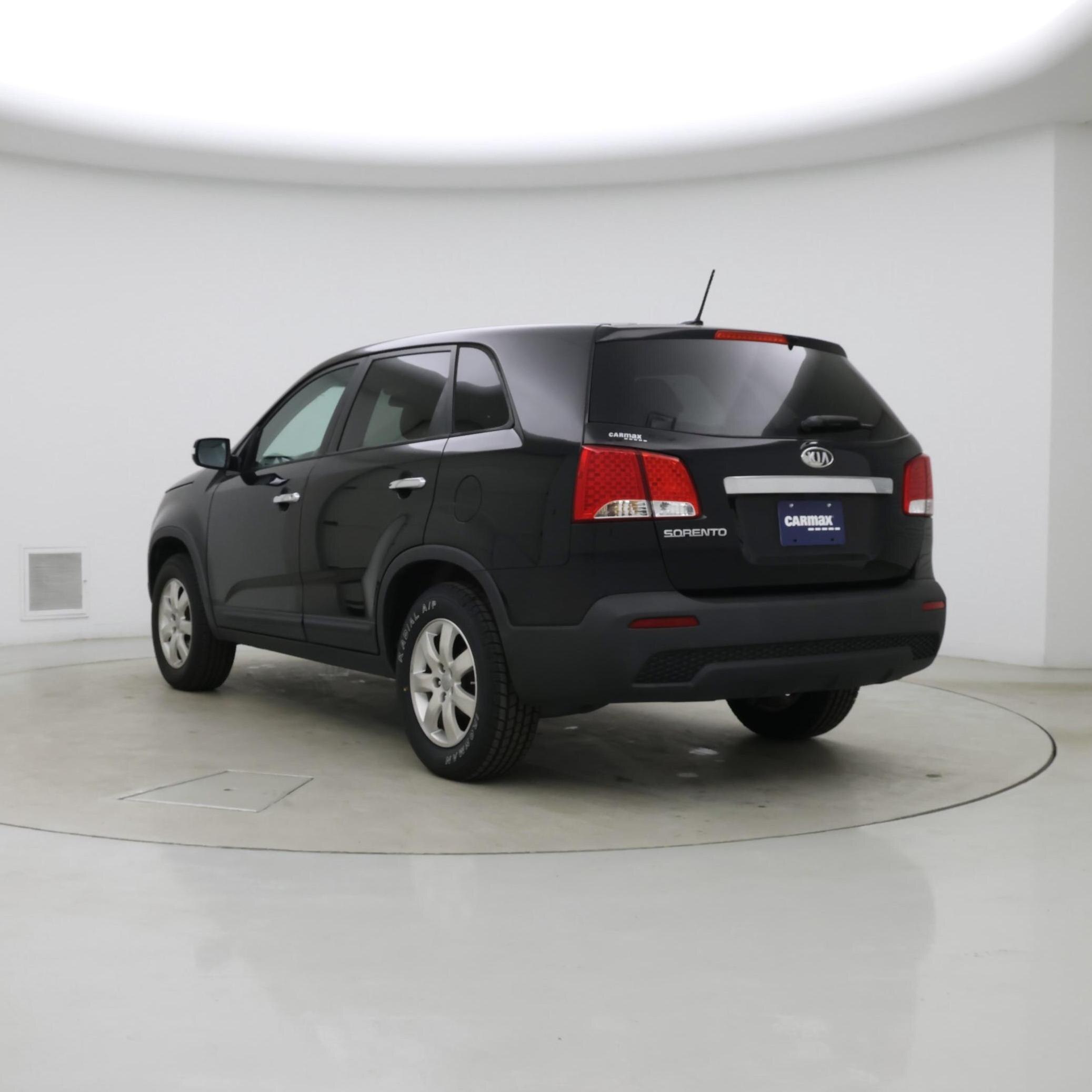 Thumbnail: 2013 Kia Sorento - 2