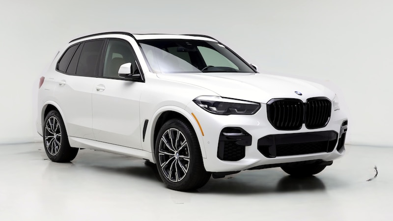 2022 BMW X5 sDrive40i Hero Image