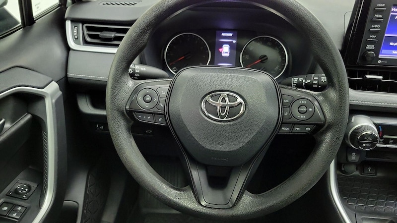 2022 Toyota RAV4 XLE 10