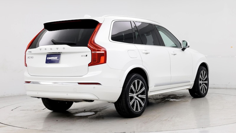 2024 Volvo XC90 B5 Plus 8