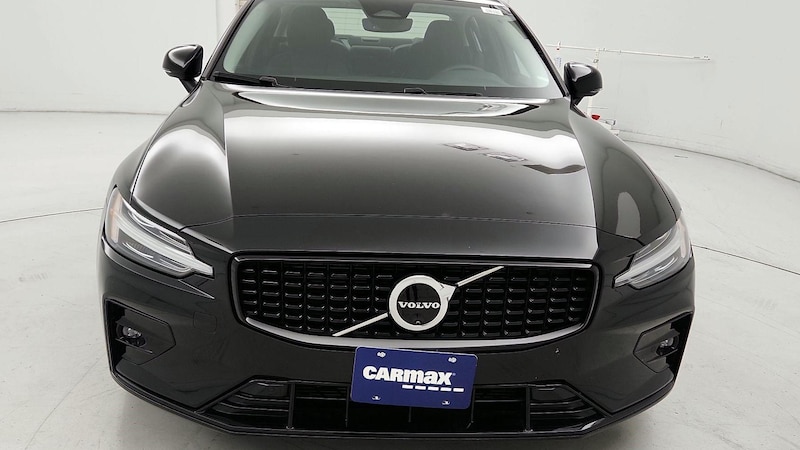 2024 Volvo S60 B5 Plus 2