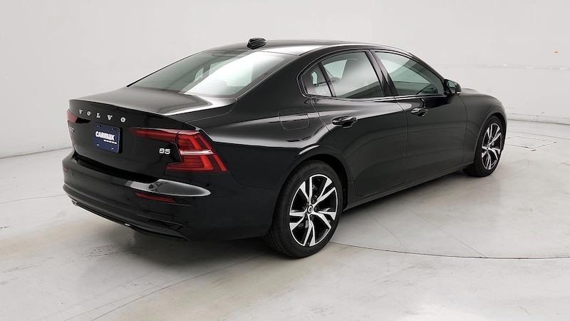 2024 Volvo S60 B5 Plus 5