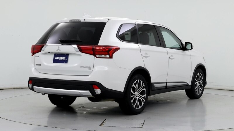 2018 Mitsubishi Outlander SE 8