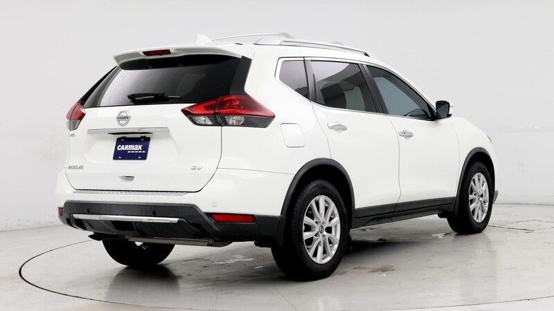 2019 Nissan Rogue SV 8