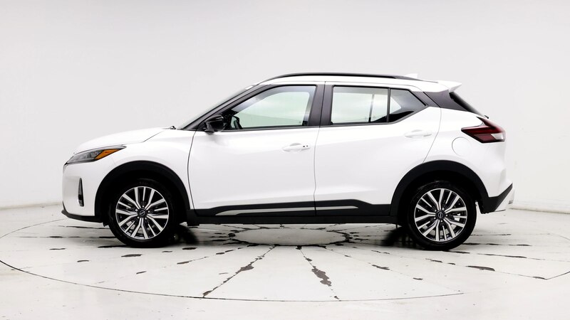 2024 Nissan Kicks SR 3