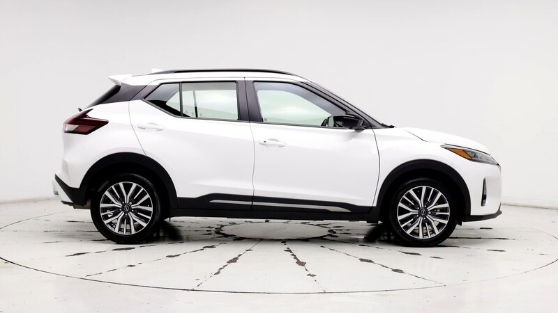 2024 Nissan Kicks SR 7