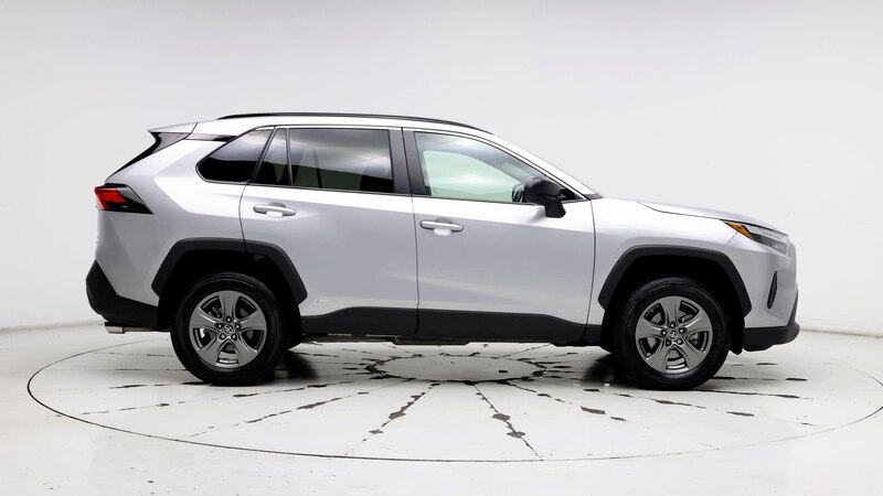 2024 Toyota RAV4 LE 7