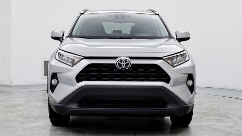 2021 Toyota RAV4 XLE 5