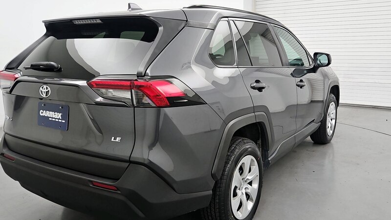 2019 Toyota RAV4 LE 5