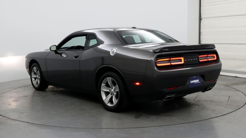 2022 Dodge Challenger SXT 2