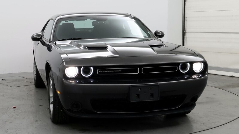 2022 Dodge Challenger SXT 5