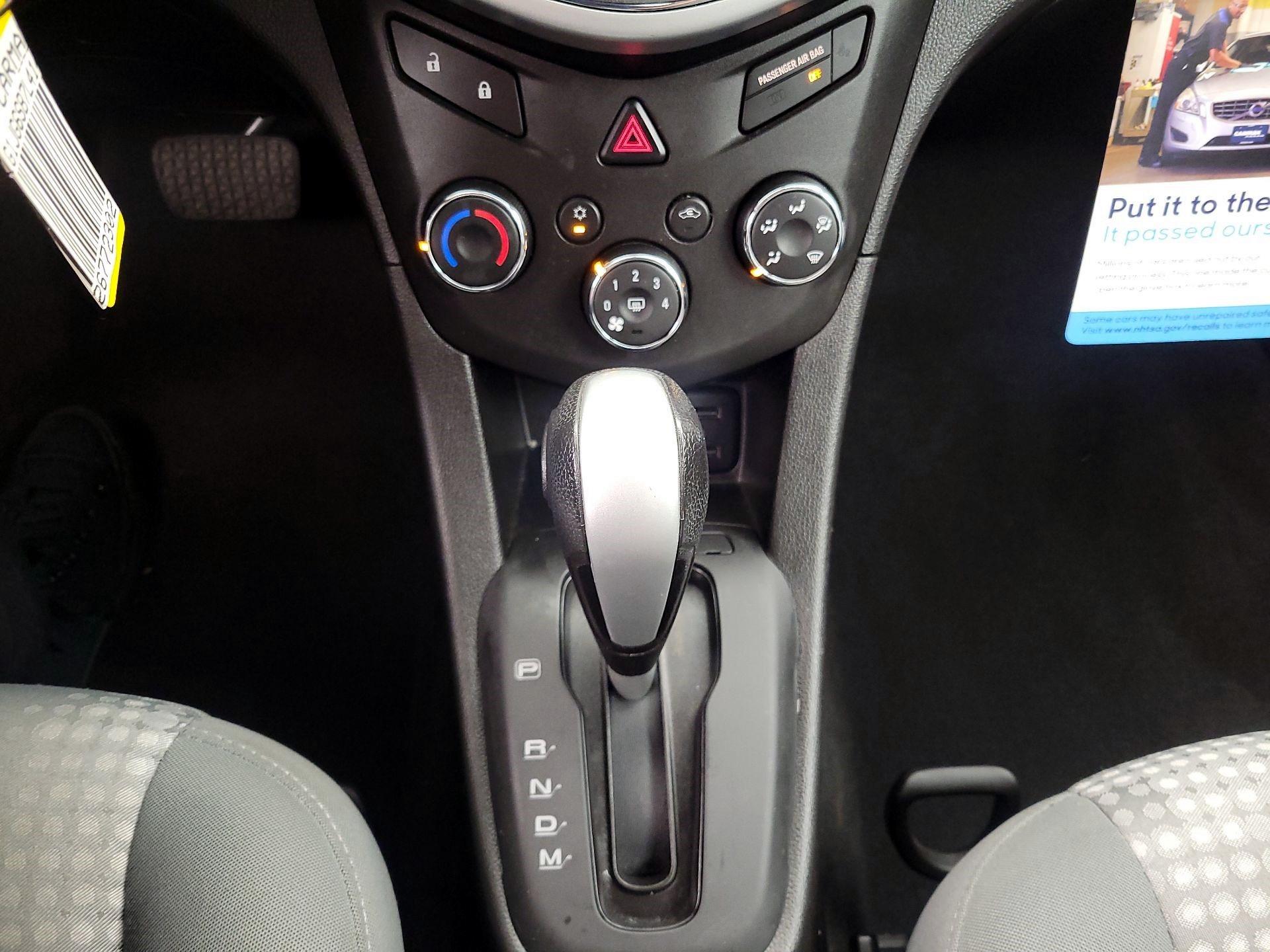 Thumbnail: 2020 Chevrolet Sonic - 17