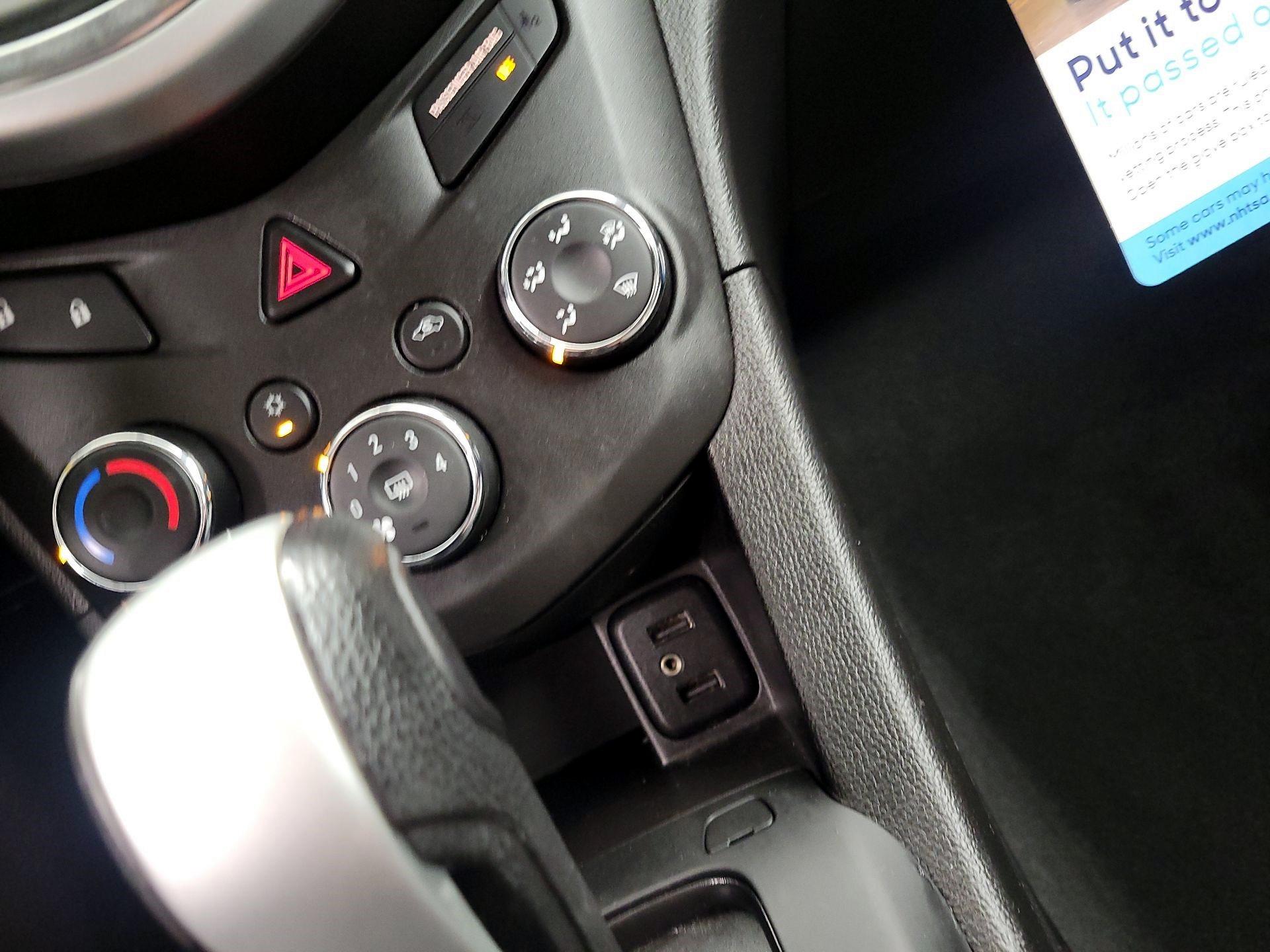 Thumbnail: 2020 Chevrolet Sonic - 18