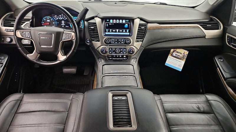 2019 GMC Yukon XL Denali 9