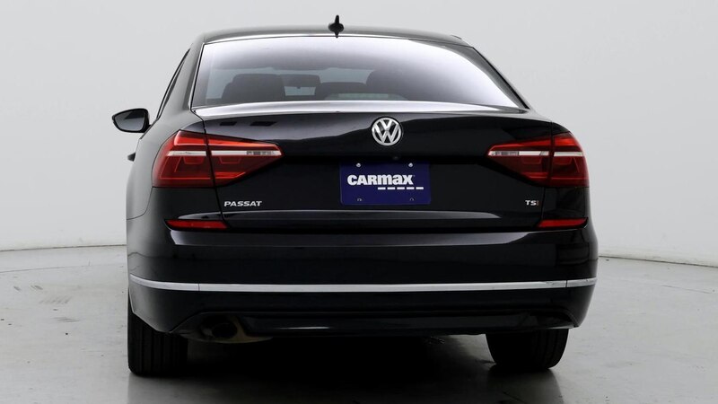 2018 Volkswagen Passat R-Line 6