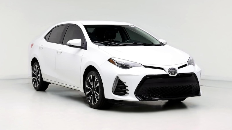 2018 Toyota Corolla SE Hero Image