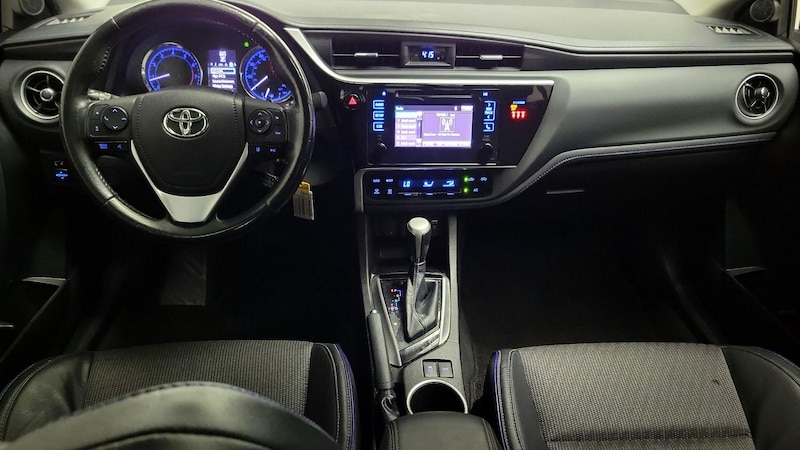 2018 Toyota Corolla SE 9