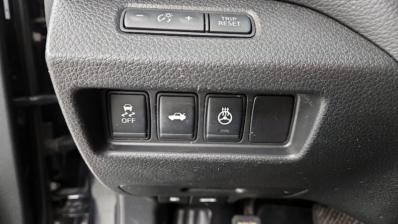 2013 Nissan Altima SL 13