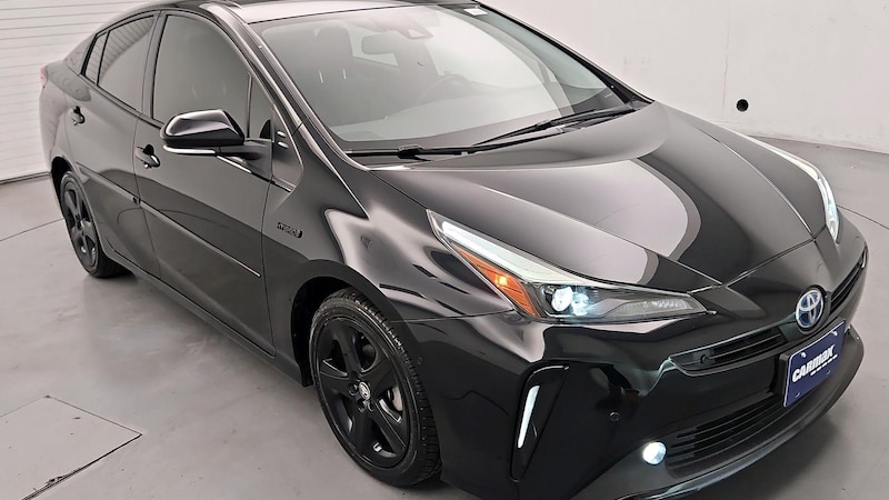 2022 Toyota Prius XLE Hero Image