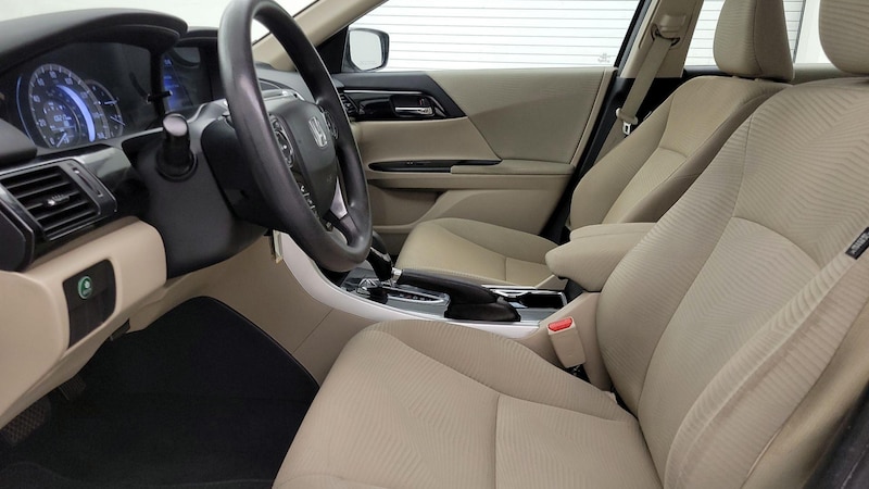 2017 Honda Accord LX 11