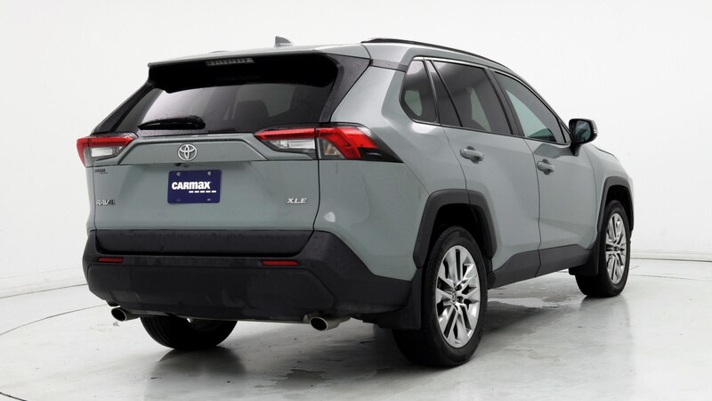 2021 Toyota RAV4 XLE Premium 8