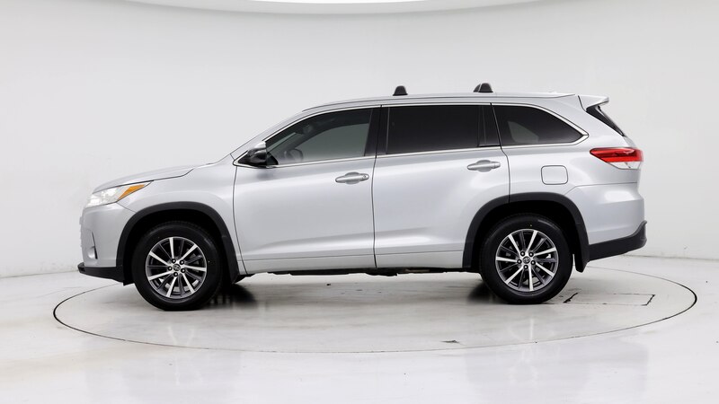 2017 Toyota Highlander XLE 3