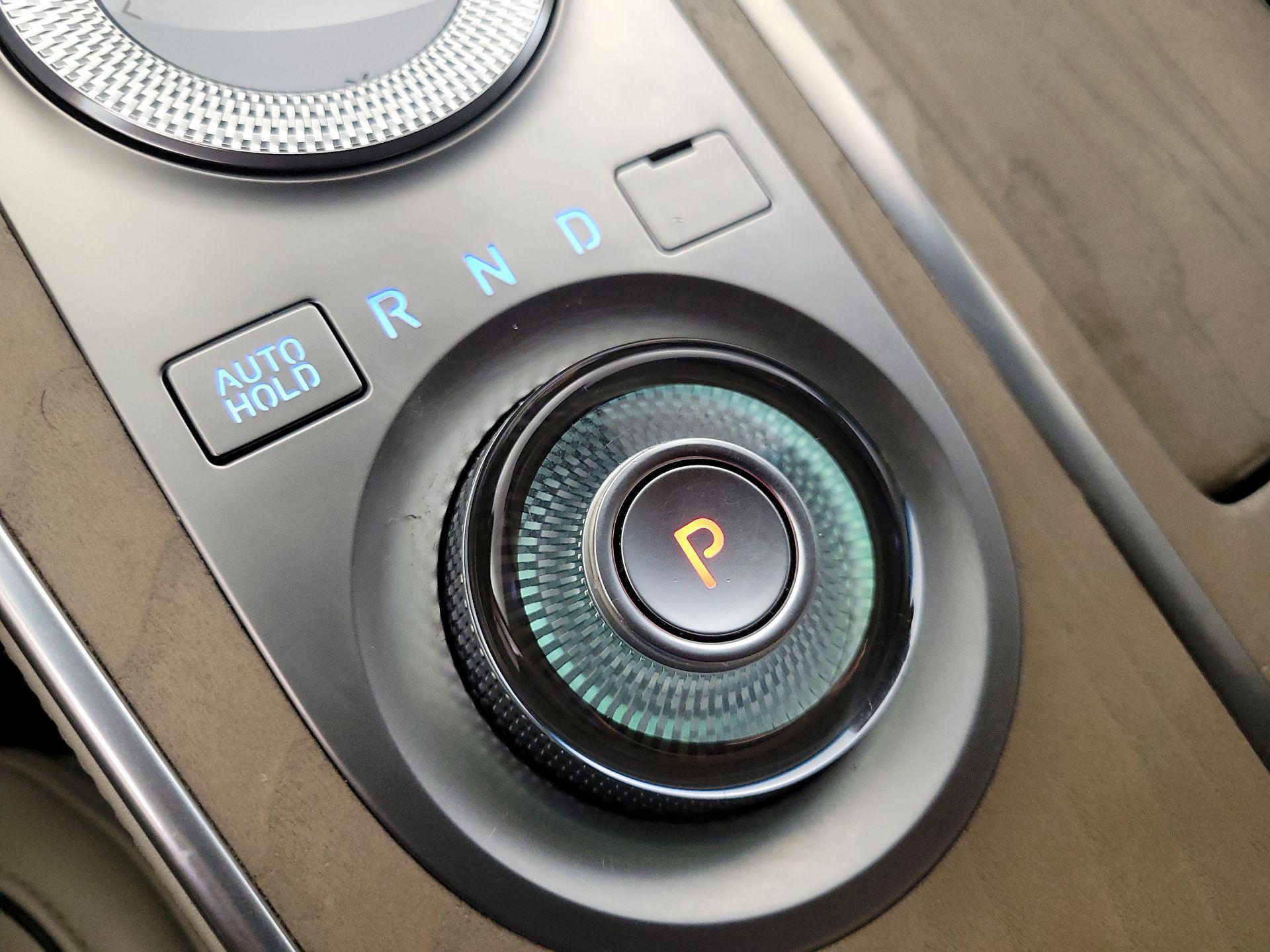 Thumbnail: 2021 Genesis GV80 - 18