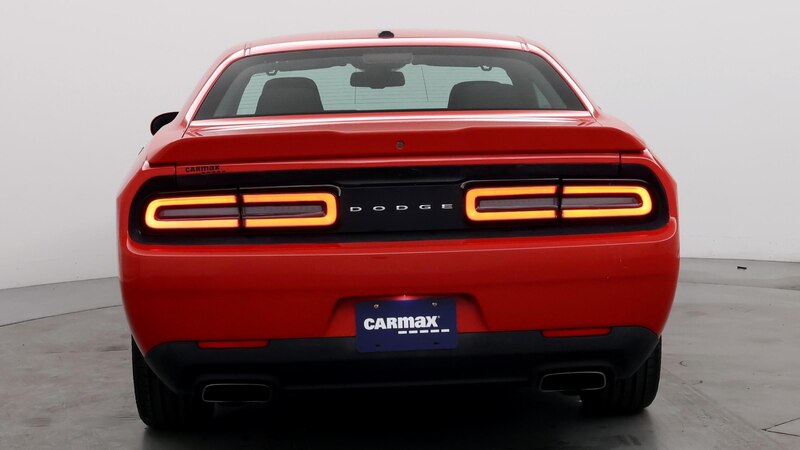 2022 Dodge Challenger R/T 6