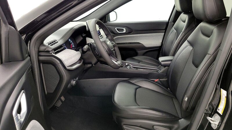 2023 Jeep Compass Latitude 11