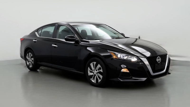 2022 Nissan Altima S Hero Image