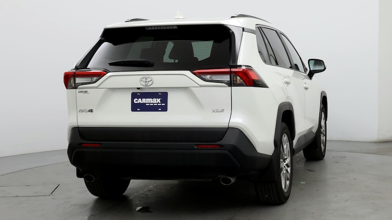 2021 Toyota RAV4 XLE Premium 8