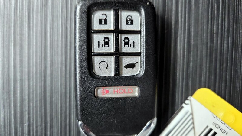 2022 Honda Odyssey Elite 26