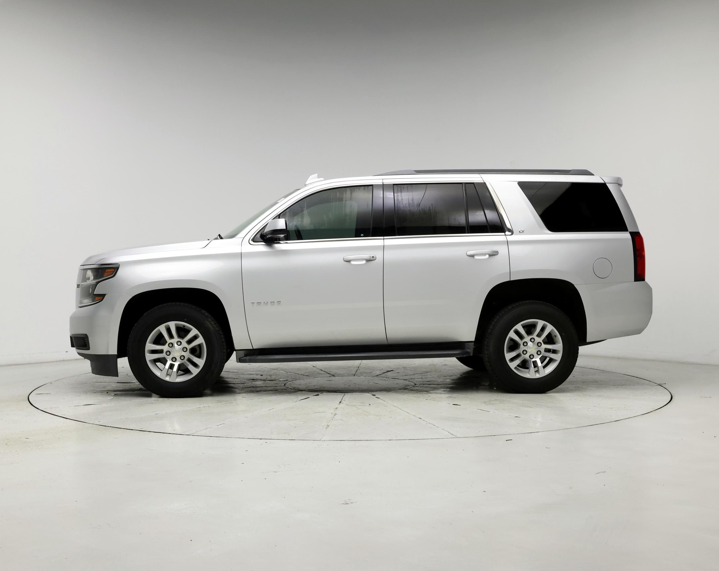 Thumbnail: 2015 Chevrolet Tahoe - 3
