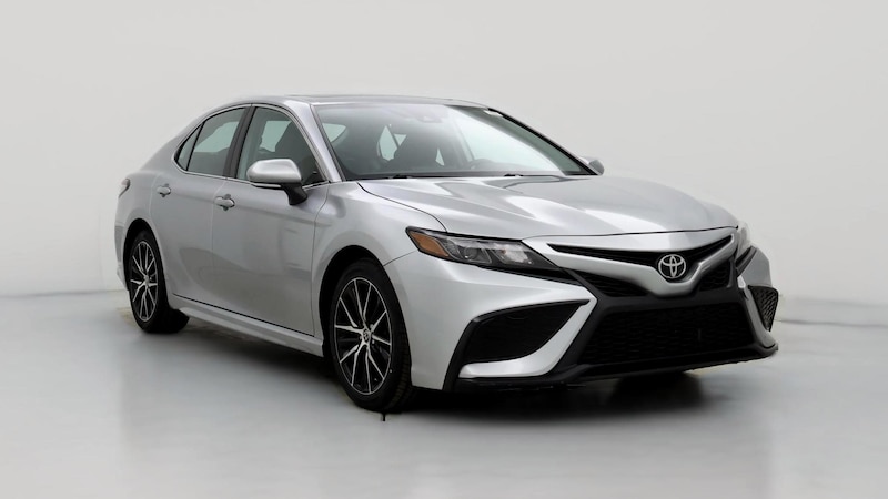 2022 Toyota Camry SE Hero Image