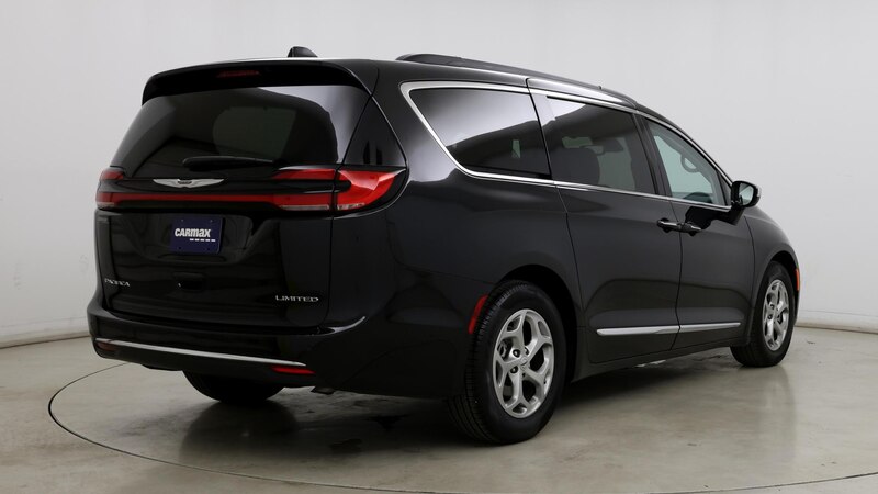 2023 Chrysler Pacifica Limited 8