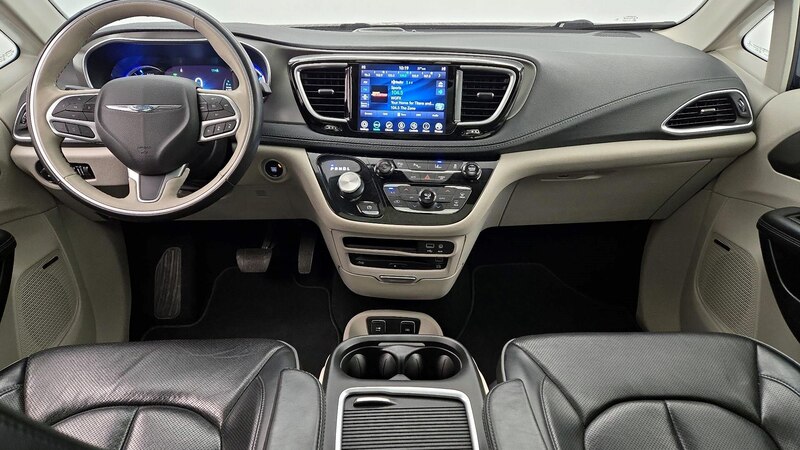 2019 Chrysler Pacifica Hybrid Limited 9