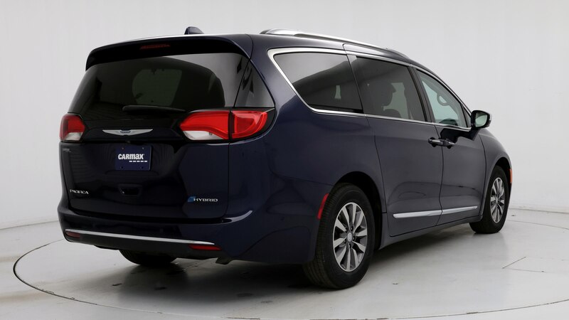 2019 Chrysler Pacifica Hybrid Limited 8