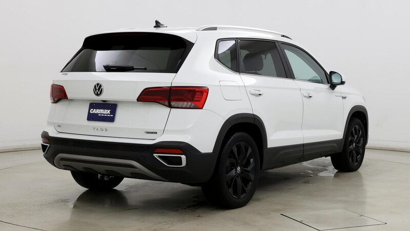 2023 Volkswagen Taos SE 8