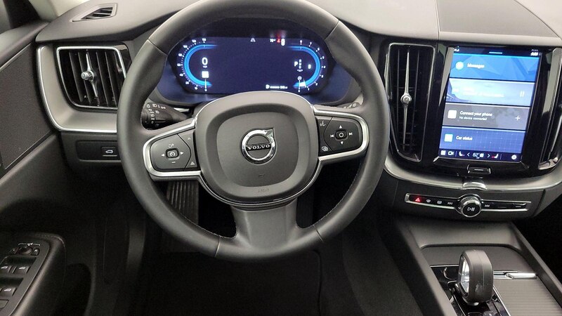 2023 Volvo XC60 B5 Core 10